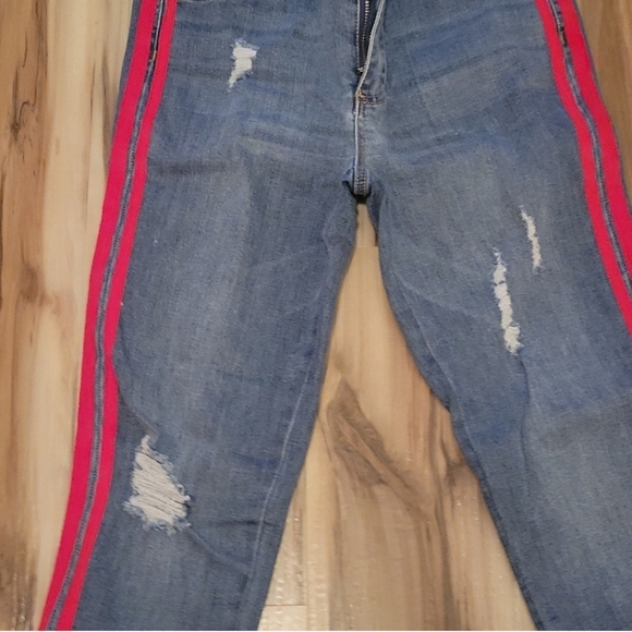 NWOT Fashion Nova Red Striped Side Jeans - Picture 9 of 12